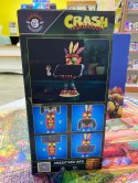 Figurka Cable Guys Crash Bandicoot Aku Aku