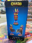 Figurka Cable Guys Crash Bandicoot Aku Aku
