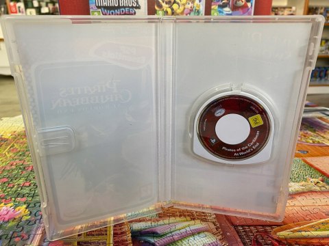 PIRATES OF THE CARIBBEAN AT WORLD`S END PlayStation Portable (PSP)