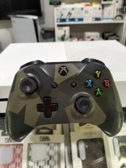Kontroler Pad Xbox One Moro