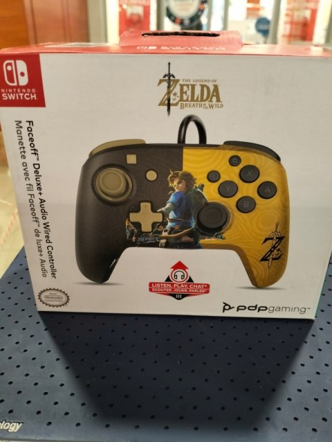 Pad przewodowy do konsoli Nintendo Switch wielokolorowy