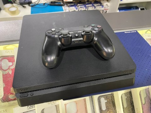 Konsola Sony PlayStation 4 slim 500 GB czarny + Kontroler