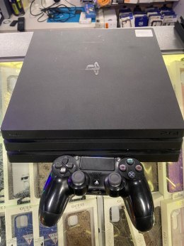 Konsola Sony PlayStation 4 Pro 1 TB czarny CUH-7116B
