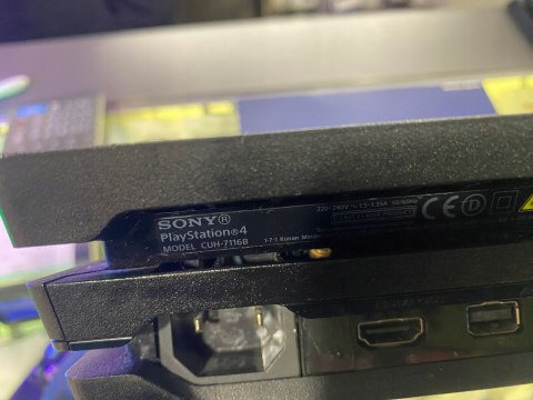 Konsola Sony PlayStation 4 Pro 1 TB czarny CUH-7116B
