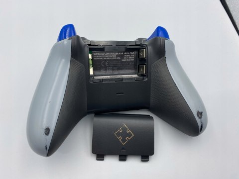 Konsola Xbox One X 1 TB Edycja Gears Of War