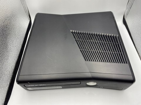 Konsola Microsoft Xbox 360 Slim 120GB Modowana RGH + Aurora czarny
