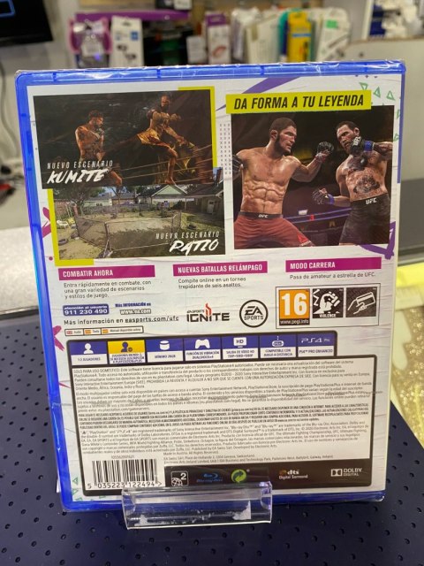 UFC 4 PlayStation 4 (PS4) pudełkowa
