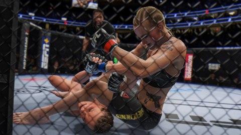 UFC 4 PlayStation 4 (PS4) pudełkowa